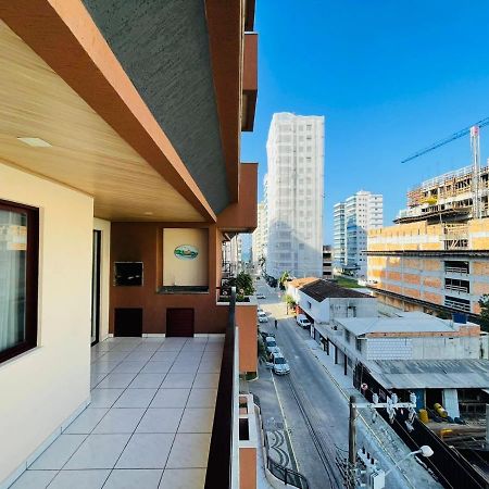 Apartamento Meia Praia - อิตาเปมา ภายนอก รูปภาพ