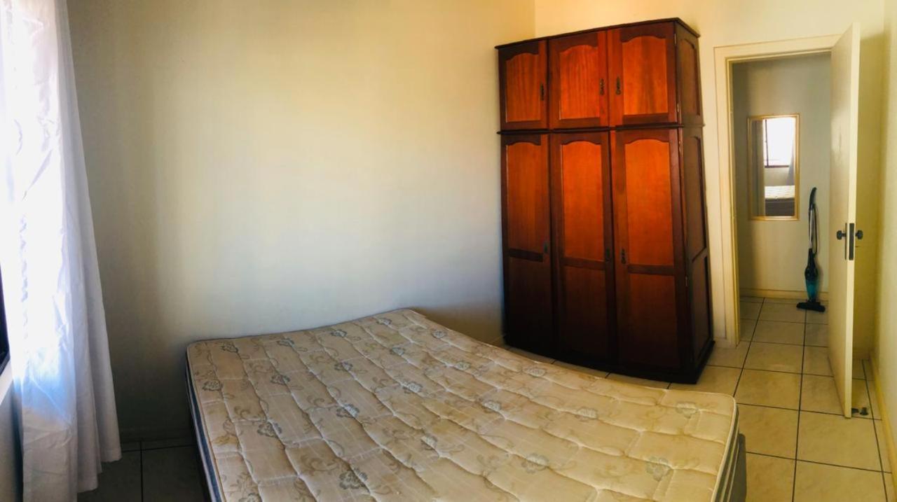 Apartamento Meia Praia - อิตาเปมา ภายนอก รูปภาพ